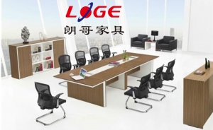 選擇辦公家具品牌時(shí)需要避免的誤區(qū)有哪些呢？