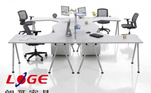 木質(zhì)辦公家具的清潔保養(yǎng)需如何進(jìn)行呢？